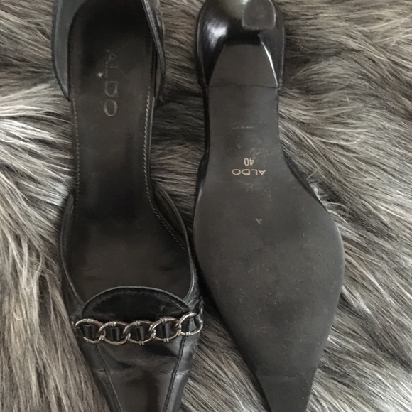 Shoes - Picture 4 of 5